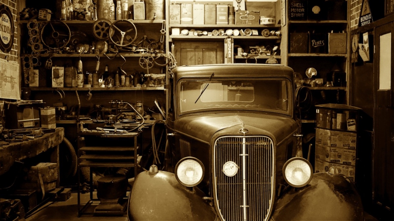 boutique-TOURVES-min_antique_auto_automobile_automotive_car_classic_equipment_fix-1169797